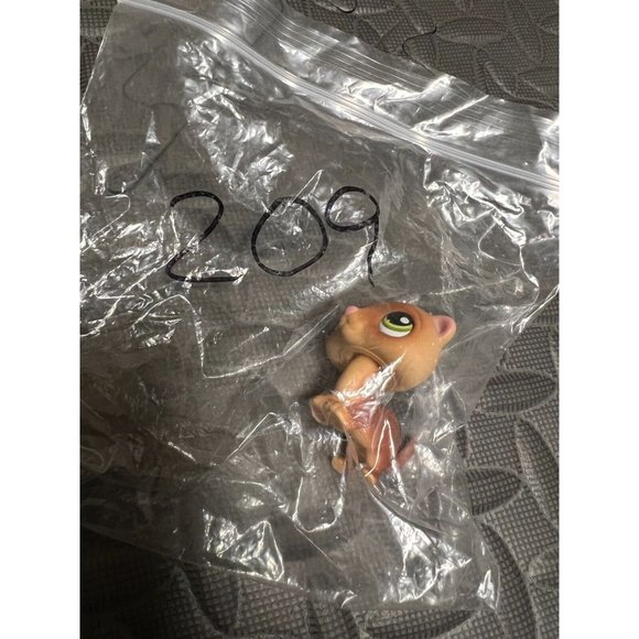 Littlest Pet Shop 209 Brown Tan Ferret LPS Toy Figure Hasbro Cake Topper #209 - Picture 4 of 6